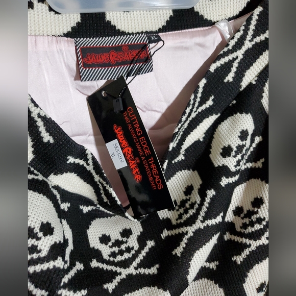 Jawbreaker knitted skull skirt - Picture 8 of 10